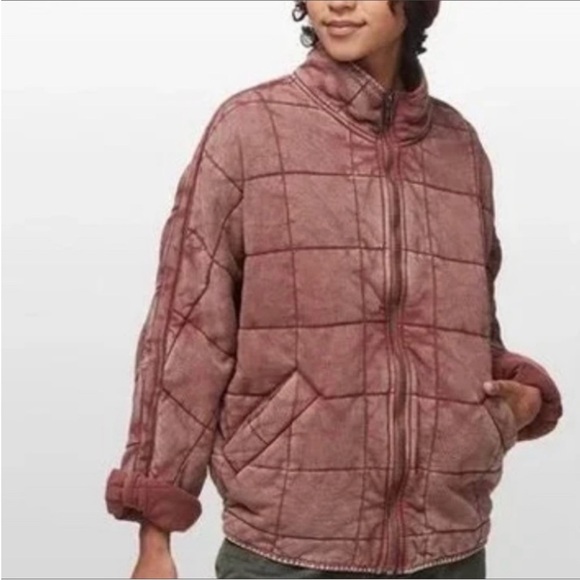 Free People Jackets & Blazers - FREE PEOPLE DOLMAN QUILTED JACKET